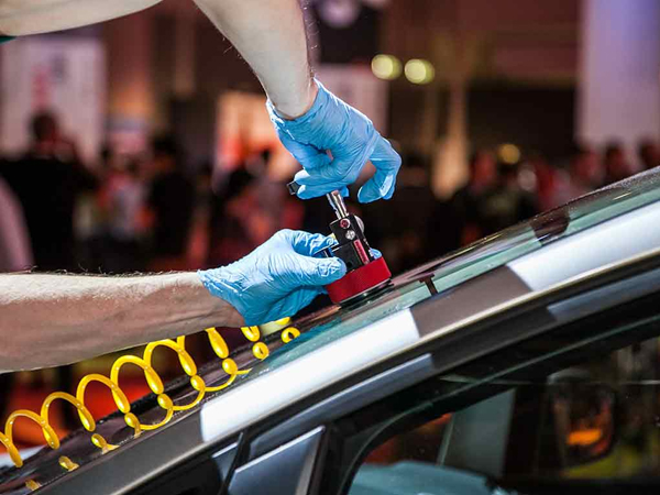 used auto glass replacement Oakland